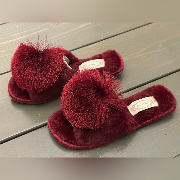 Joyfolie Tia Pom Girls Slippers - Picture 4 of 9